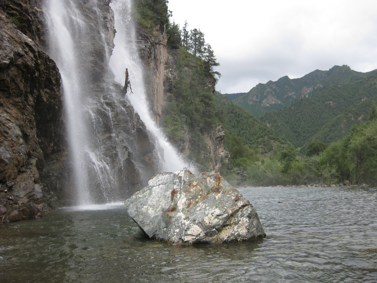 Maxwell Fazio's "Waterfall II"